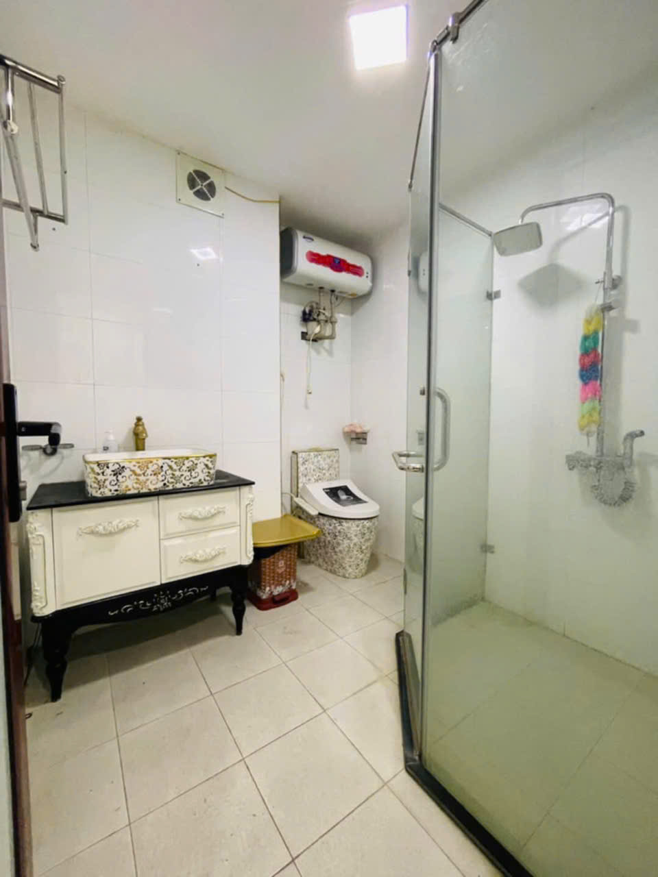 Cho làm Spa, Salon, VP Cty Phố Hào Nam 45m2, 5 tầng, mặt tiền 4m, giá 25 Triệu - Ảnh 1